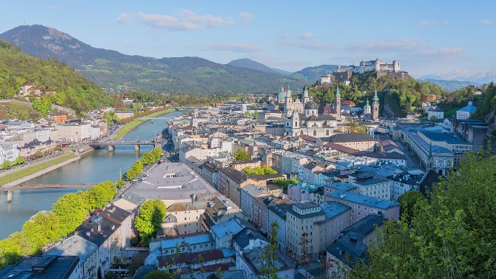 ย่านเมืองเก่าของเมืองซาลซ์บูร์ก (Salzburg)